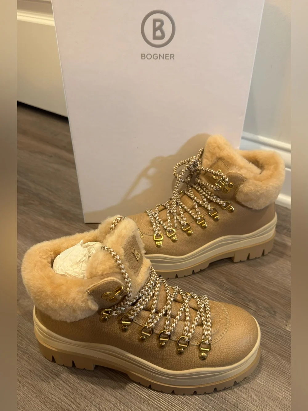 Bogner Arosa Shearling Lined Ankle Snow Boots in Nude